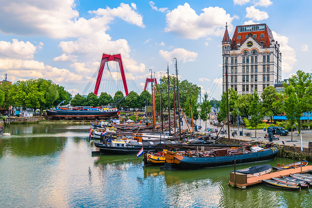 View-of-Rotterdam-city-with-old-harbor